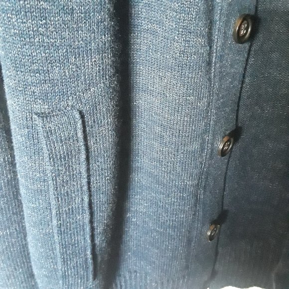 Banana Republic Organic Cotton Cardigan - Picture 7 of 7